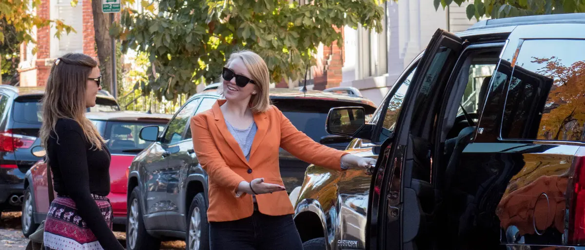 Private tours by DC by Foot can include cars and buses as well